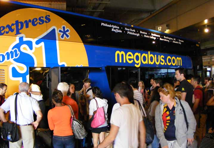 Megabus Van Hool Astromega DD087